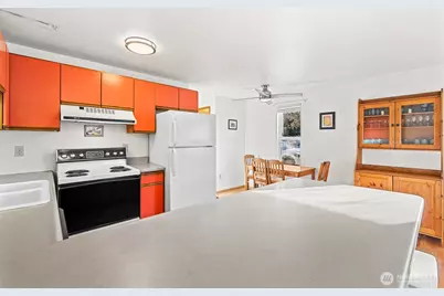 321 S 3rd Street #1, Chelan, WA 98816 - Photo 8