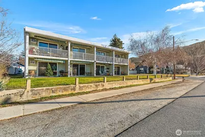 321 S 3rd Street #1, Chelan, WA 98816 - Photo 24