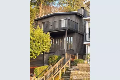 3217 E Madison Street, Seattle, WA 98112 - Photo 2