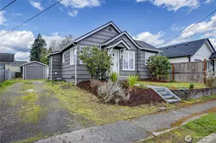 1705 13th St, Bremerton, WA 98337 - Photo 2