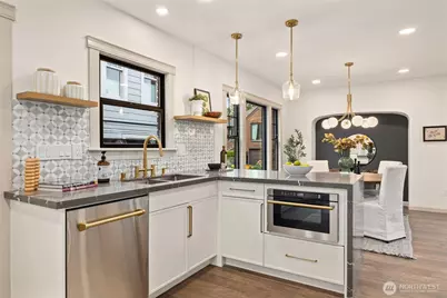 2512 Nob Hill Avenue N, Seattle, WA 98109 - Photo 18