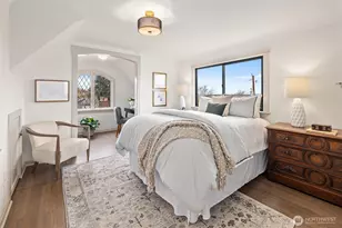 2512 Nob Hill Ave N, Seattle, WA 98109 - Photo 22