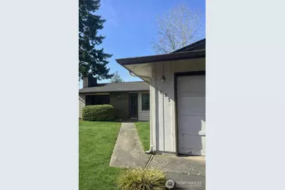 1625 Camas Avenue NE, Renton, WA 98056 - Photo 2