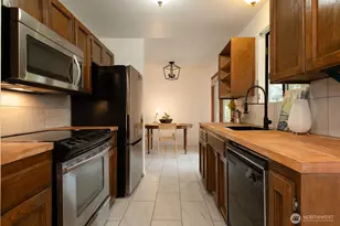 1625 Camas Ave NE, Renton, WA 98056 - Photo 8