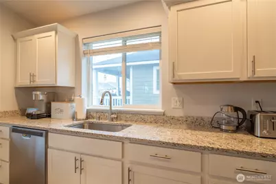 123 E 9th Avenue #29, Moses Lake, WA 98837 - Photo 8