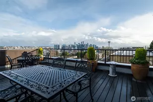 201 Galer St, Seattle, WA 98109 - Photo 24