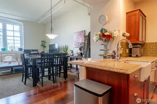 201 Galer St, Seattle, WA 98109 - Photo 6