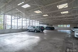 201 Galer St, Seattle, WA 98109 - Photo 30