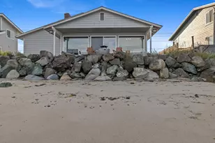 2625 W Beach Rd, Oak Harbor, WA 98277 - Photo 6