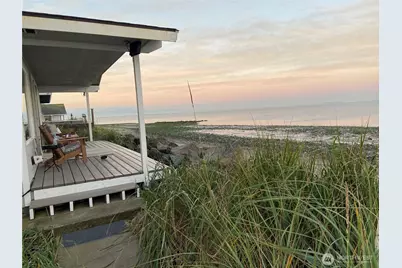 2625 W Beach Road, Oak Harbor, WA 98277 - Photo 26