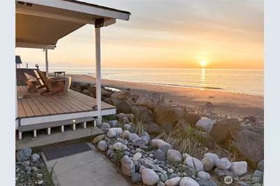 2625 W Beach Road, Oak Harbor, WA 98277 - Photo 36