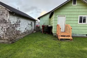 103 S. West Blvd, Aberdeen, WA 98520 - Photo 8