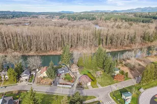 39170 SE Park St, Snoqualmie, WA 98065 - Photo 32