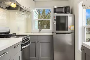 3010 SW City View St, Seattle, WA 98126 - Photo 8