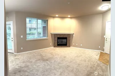 13000 Admiralty Way #B201, Everett, WA 98204 - Photo 4