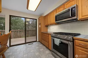 2400 Princeton Ct, Bellingham, WA 98229 - Photo 12