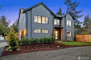 10733 17th Ave NE, Seattle, WA 98125 - Photo 2