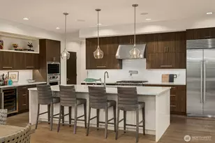 3743 W Commodore Way, Seattle, WA 98199 - Photo 10