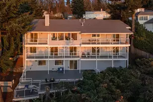 13603 SE 55th Pl, Bellevue, WA 98006 - Photo 1