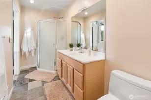 13603 SE 55th Pl, Bellevue, WA 98006 - Photo 36