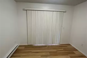 14133 NE 7th Pl, Bellevue, WA 98007 - Photo 4