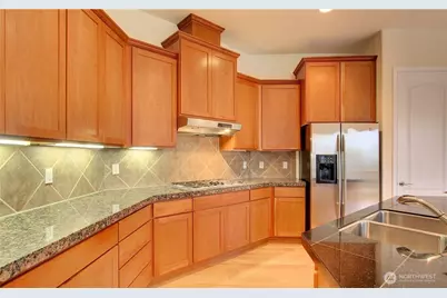 12528 232nd Terrace NE, Redmond, WA 98053 - Photo 4