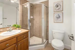 9209 Interlake Ave N, Seattle, WA 98103 - Photo 24