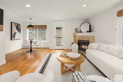 9209 Interlake Avenue N #A, Seattle, WA 98103 - Photo 4