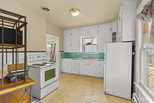 2432 Pine St, Everett, WA 98201 - Photo 14