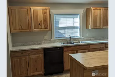 307 8th Street #7, Sultan, WA 98294 - Photo 2