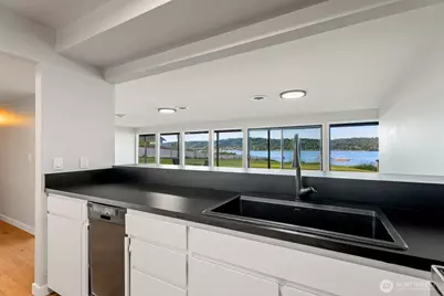 5110 NW Sammamish Road, Issaquah, WA 98027 - Photo 32