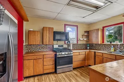 7279 B Avenue, Concrete, WA 98237 - Photo 10