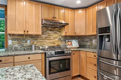 19602 NE 185th Street, Woodinville, WA 98077 - Photo 16