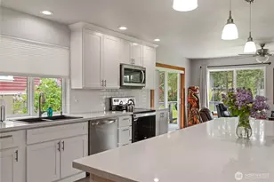 121 E Fir Tree Ln, Union, WA 98592 - Photo 8