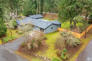 24705 SE 31st Pl, Sammamish, WA 98075 - Photo 1