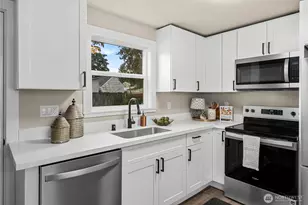 862 116th St S, Tacoma, WA 98444 - Photo 14