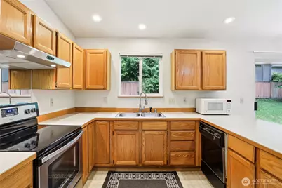 12515 NE 107th Place, Kirkland, WA 98033 - Photo 6