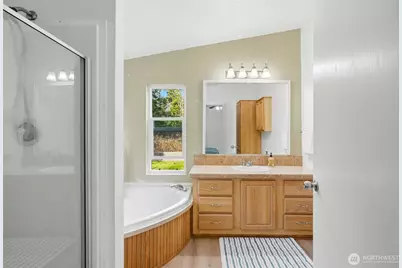 570 Ocean View Drive, Oak Harbor, WA 98277 - Photo 18