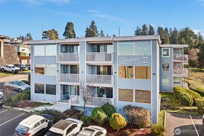 813 S 227th Place #5, Des Moines, WA 98198 - Photo 1