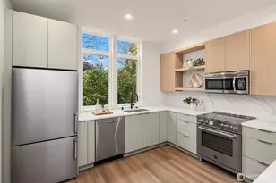 1615 N 50th St, Seattle, WA 98103 - Photo 4