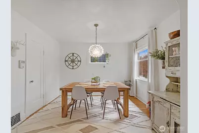 1301 Oakes Avenue, Everett, WA 98201 - Photo 10