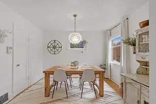 1301 Oakes Ave, Everett, WA 98201 - Photo 10