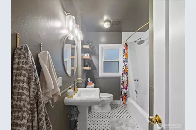 1301 Oakes Avenue, Everett, WA 98201 - Photo 22