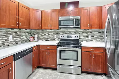 5921 S 234th Place, Kent, WA 98032 - Photo 8