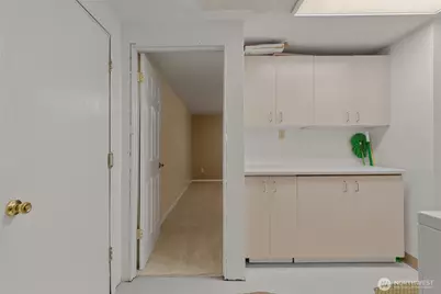 2207 Bremerton Avenue NE, Renton, WA 98059 - Photo 32