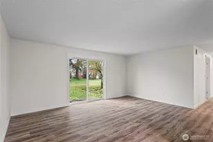 10621 S 12th Ave Ct S, Tacoma, WA 98444 - Photo 8