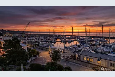 22222 Dock Avenue S #1B, Des Moines, WA 98198 - Photo 1