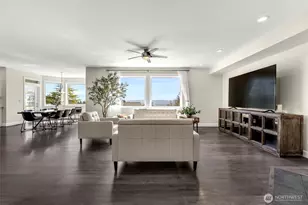 125 Ship Watch Cir, Kalama, WA 98625 - Photo 4