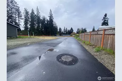 16009 67th Avenue Ct E, Puyallup, WA 98375 - Photo 4