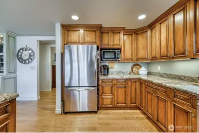 311 Farragut Avenue N, Port Orchard, WA 98366 - Photo 16